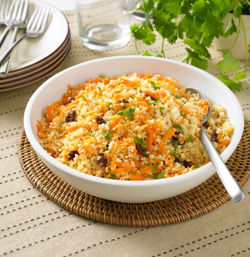 Couscous d'épeautre aux carottes et raisins secs